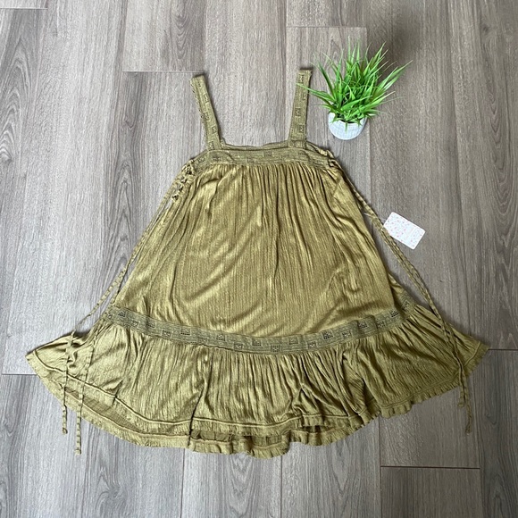 Free People Tops - Free People Sweet Thing Tunic In Moss Extra Small